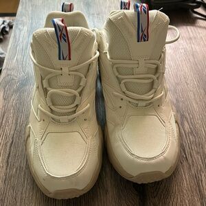 Men’s Never Worn Reeboks
